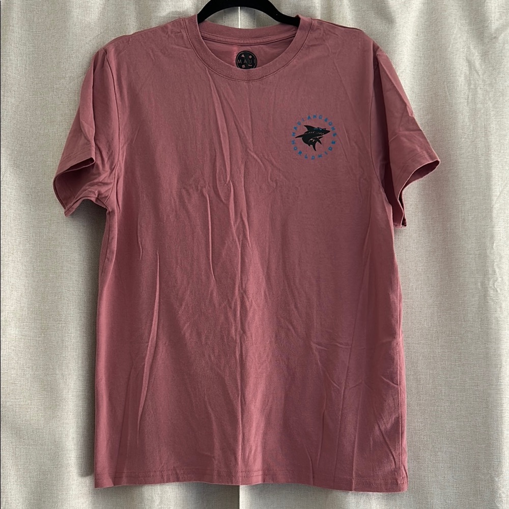 Men’s Maui and Sons t shirt